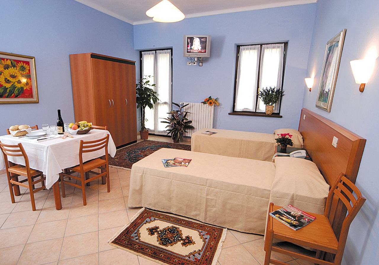 Casa Vacanze Provenzale Torre Pellice Exterior foto